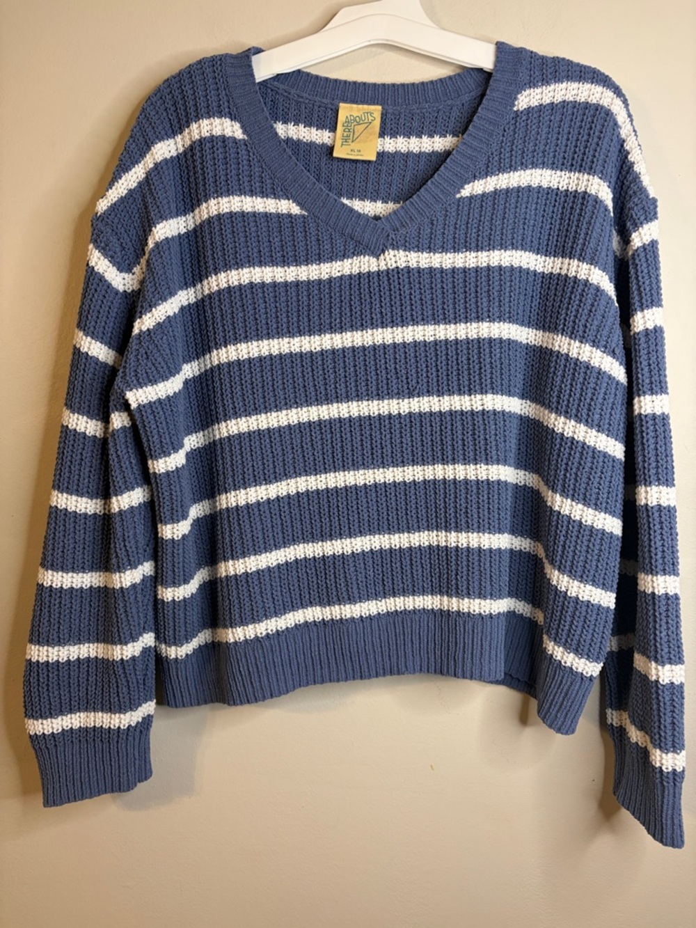 Thereabouts Girls Blue White Striped V-Neck Sweater Soft Knit Size 16 EUC #24